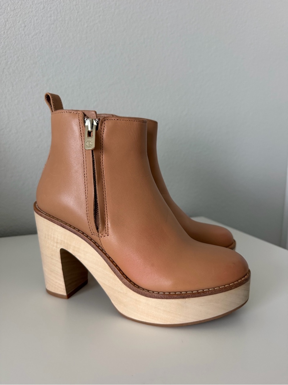 ANTONIO MELANI Wood Platform Chunky Heel Ankle Boots Tan Leather Bootie 70s Clog